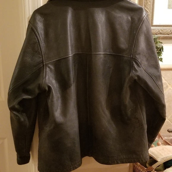 Leather coat - Picture 2 of 3